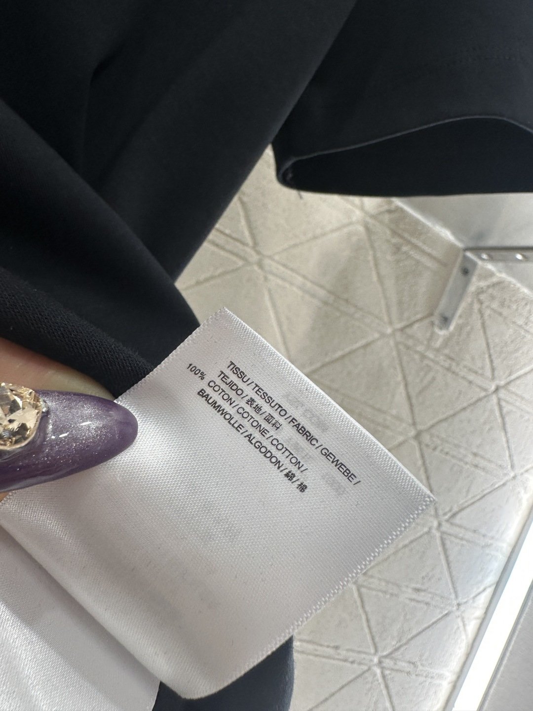 ♥Louis vuitto*♥2025新品上架 立体刺绣字母𝑇𝑒𝑒定制YB丝光全棉材质，透气舒适，质感十