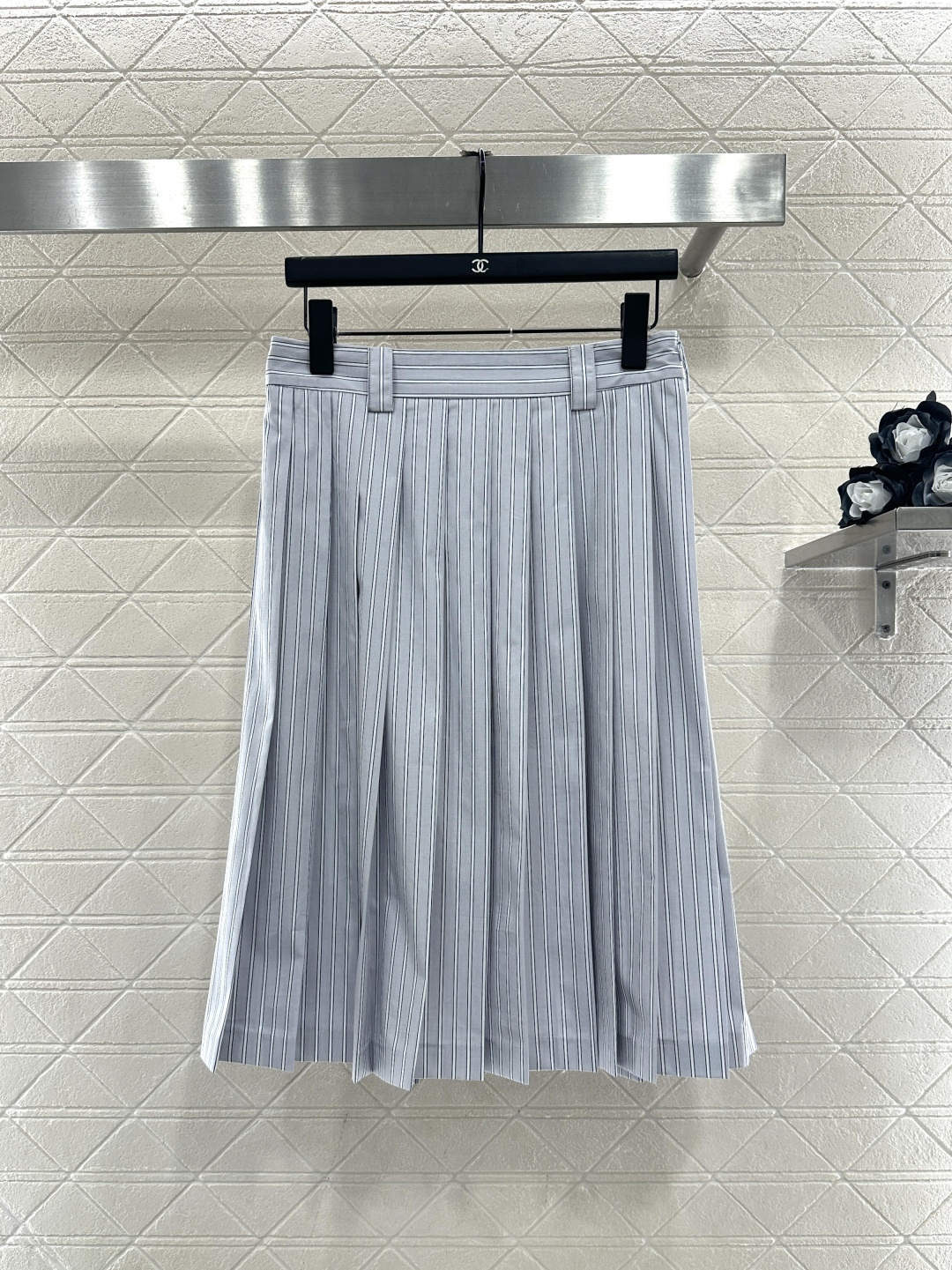 ♥Miumi*♥2025新品上架 对条翻领外套抽绳半裙套装定制YB斜纹全棉材质，质感舒适，穿搭有型，翻领