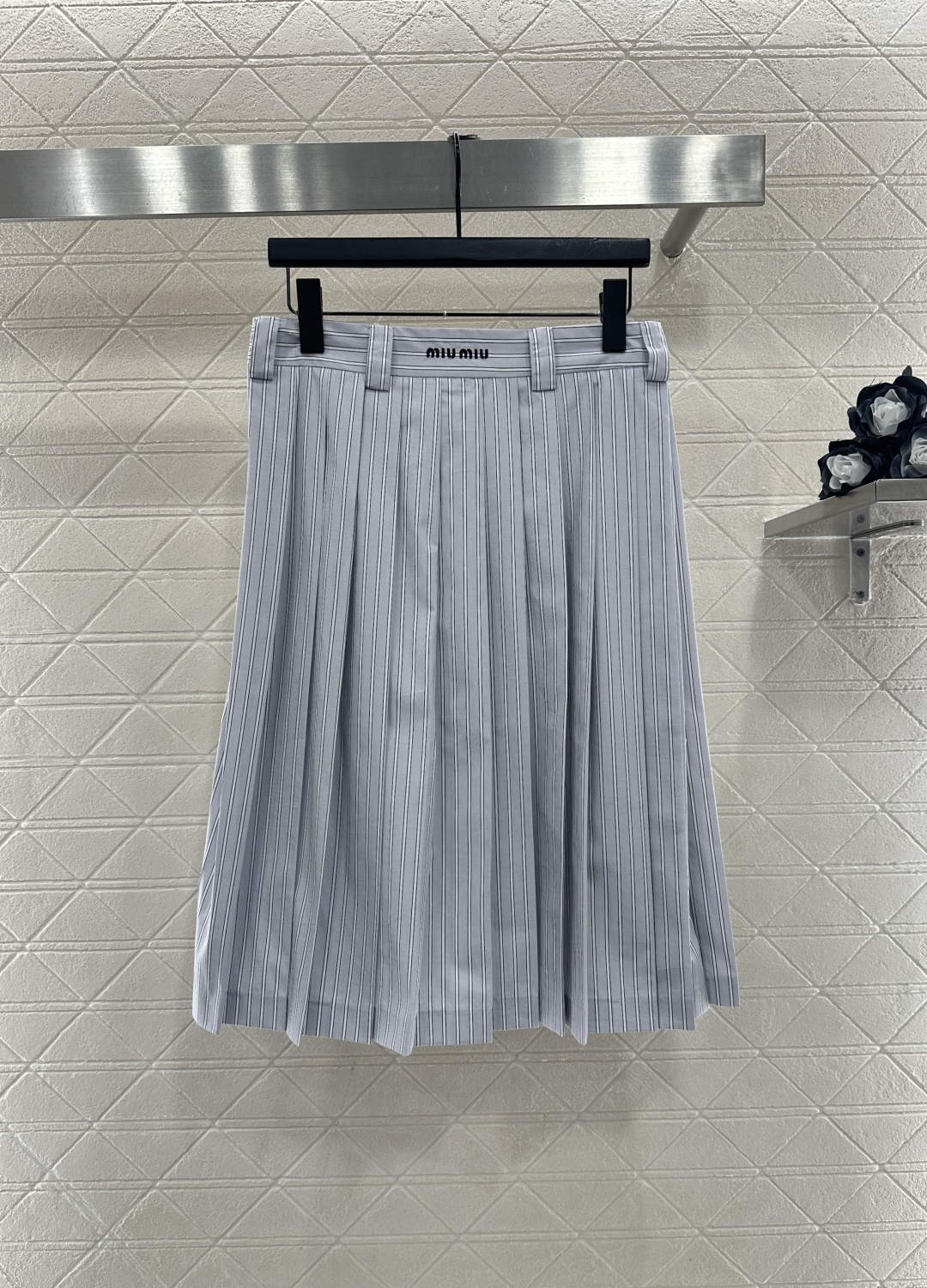 ♥Miumi*♥2025新品上架 对条翻领外套抽绳半裙套装定制YB斜纹全棉材质，质感舒适，穿搭有型，翻领