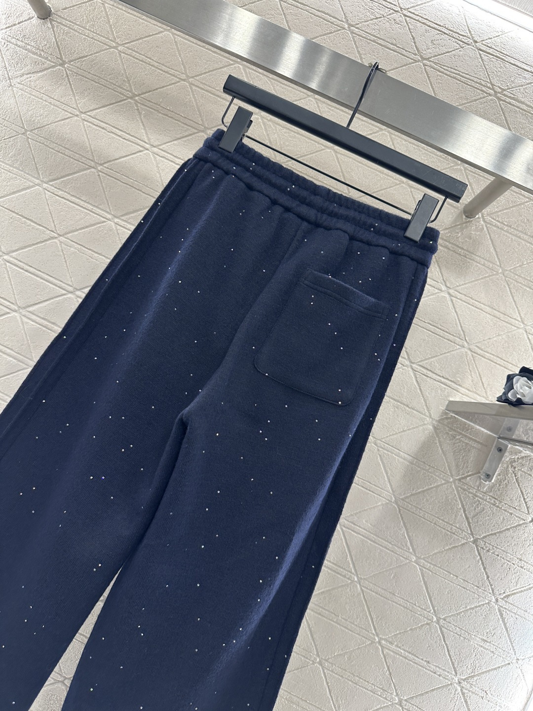 ♥Dio*♥2025新品上架 亮片抽绳阔腿长裤定制YB进口羊毛混纺材质，质感高级，穿搭有型，高腰抽绳阔腿