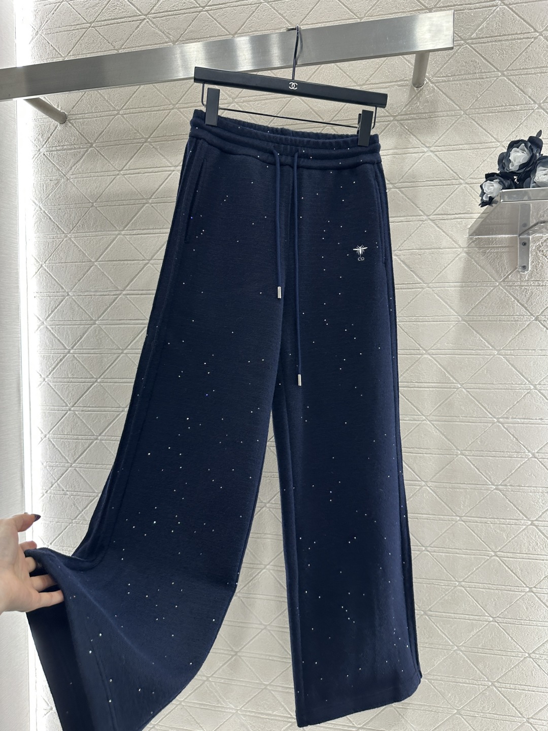 ♥Dio*♥2025新品上架 亮片抽绳阔腿长裤定制YB进口羊毛混纺材质，质感高级，穿搭有型，高腰抽绳阔腿