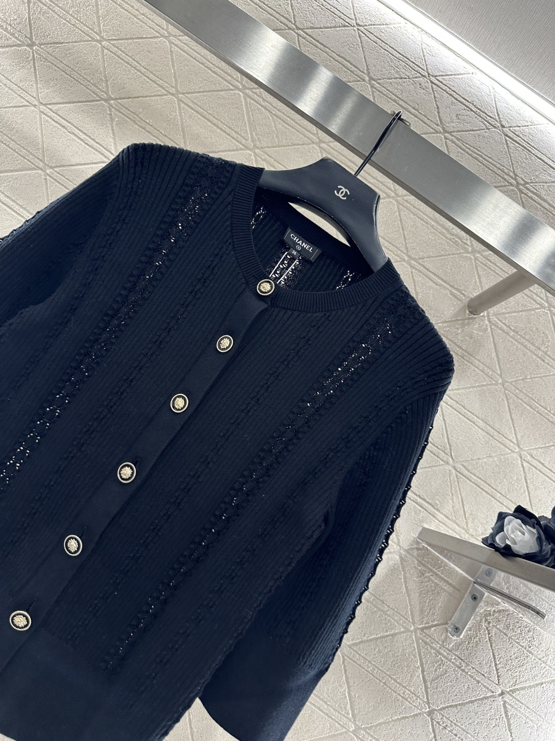 ♥Chane*♥2026新品上架 素色镂空中袖针织开衫定制YB棉毛纱线织造，质感舒适，穿搭有型，中袖针织