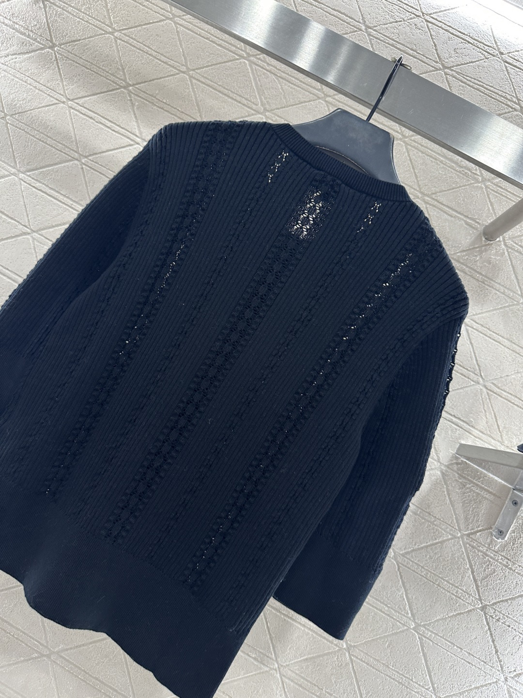 ♥Chane*♥2026新品上架 素色镂空中袖针织开衫定制YB棉毛纱线织造，质感舒适，穿搭有型，中袖针织