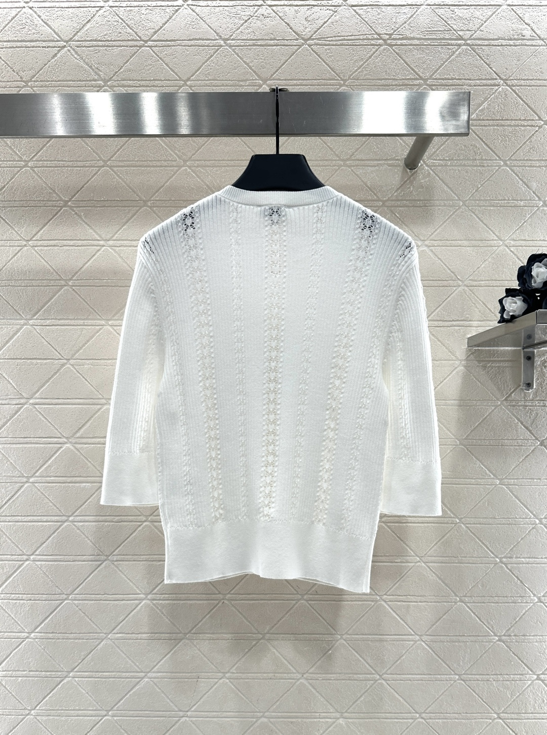 ♥Chane*♥2026新品上架 素色镂空中袖针织开衫定制YB棉毛纱线织造，质感舒适，穿搭有型，中袖针织