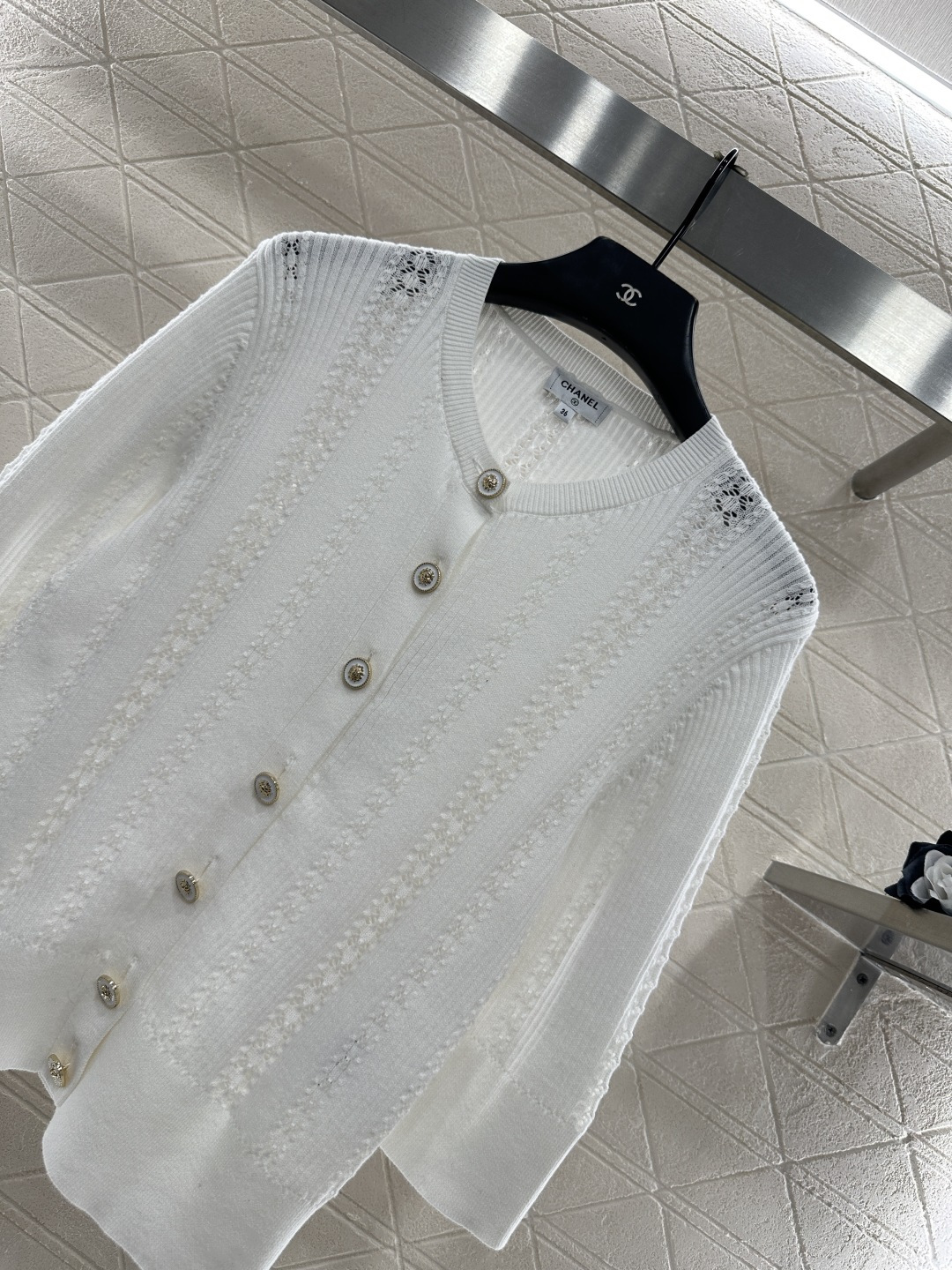 ♥Chane*♥2026新品上架 素色镂空中袖针织开衫定制YB棉毛纱线织造，质感舒适，穿搭有型，中袖针织
