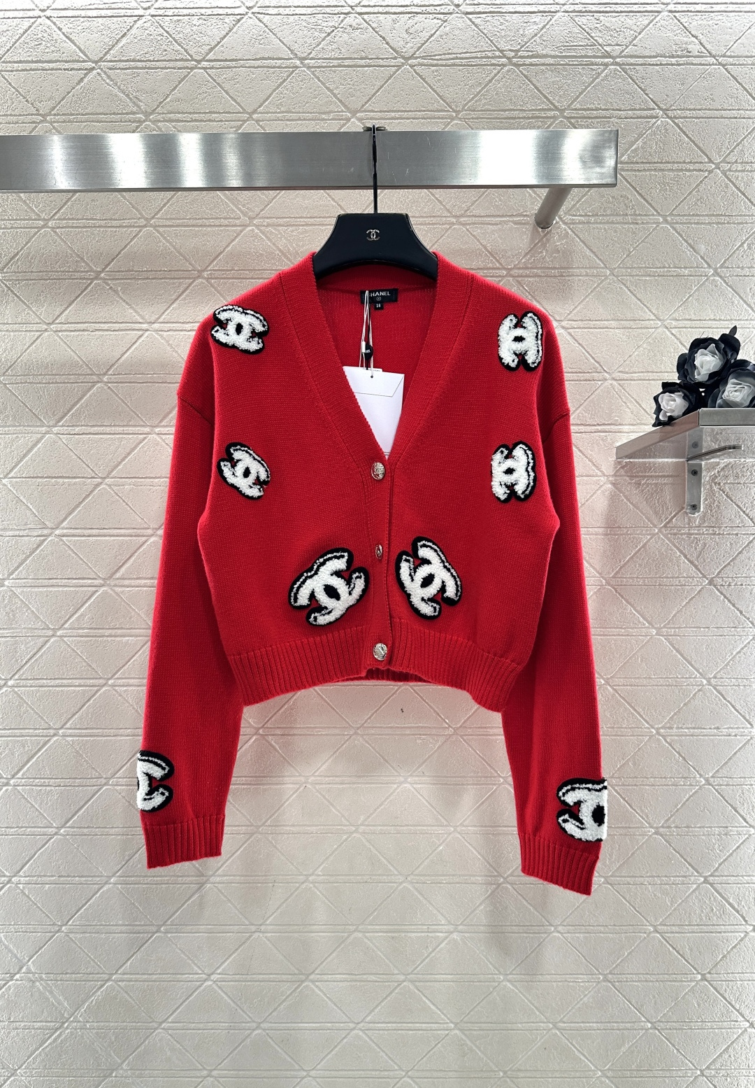 ♥Chane*♥2025新品上架 双C字母针织开衫定制YB全棉纱线织造 质感细腻 舒适好穿 V领短款针织