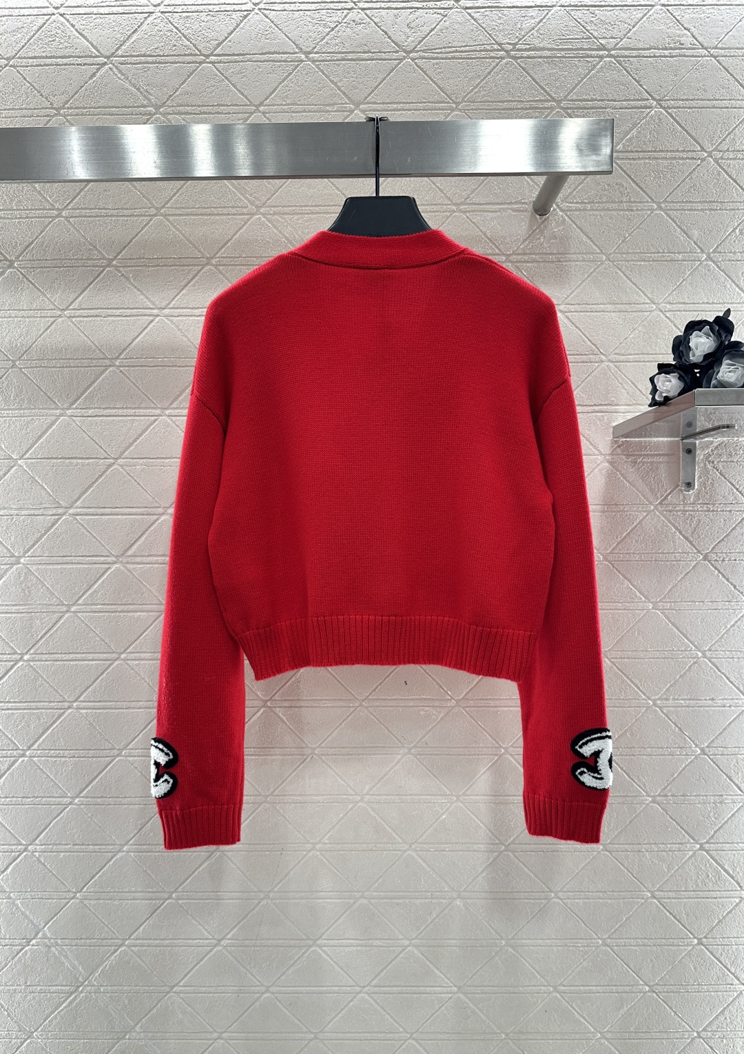 ♥Chane*♥2025新品上架 双C字母针织开衫定制YB全棉纱线织造 质感细腻 舒适好穿 V领短款针织