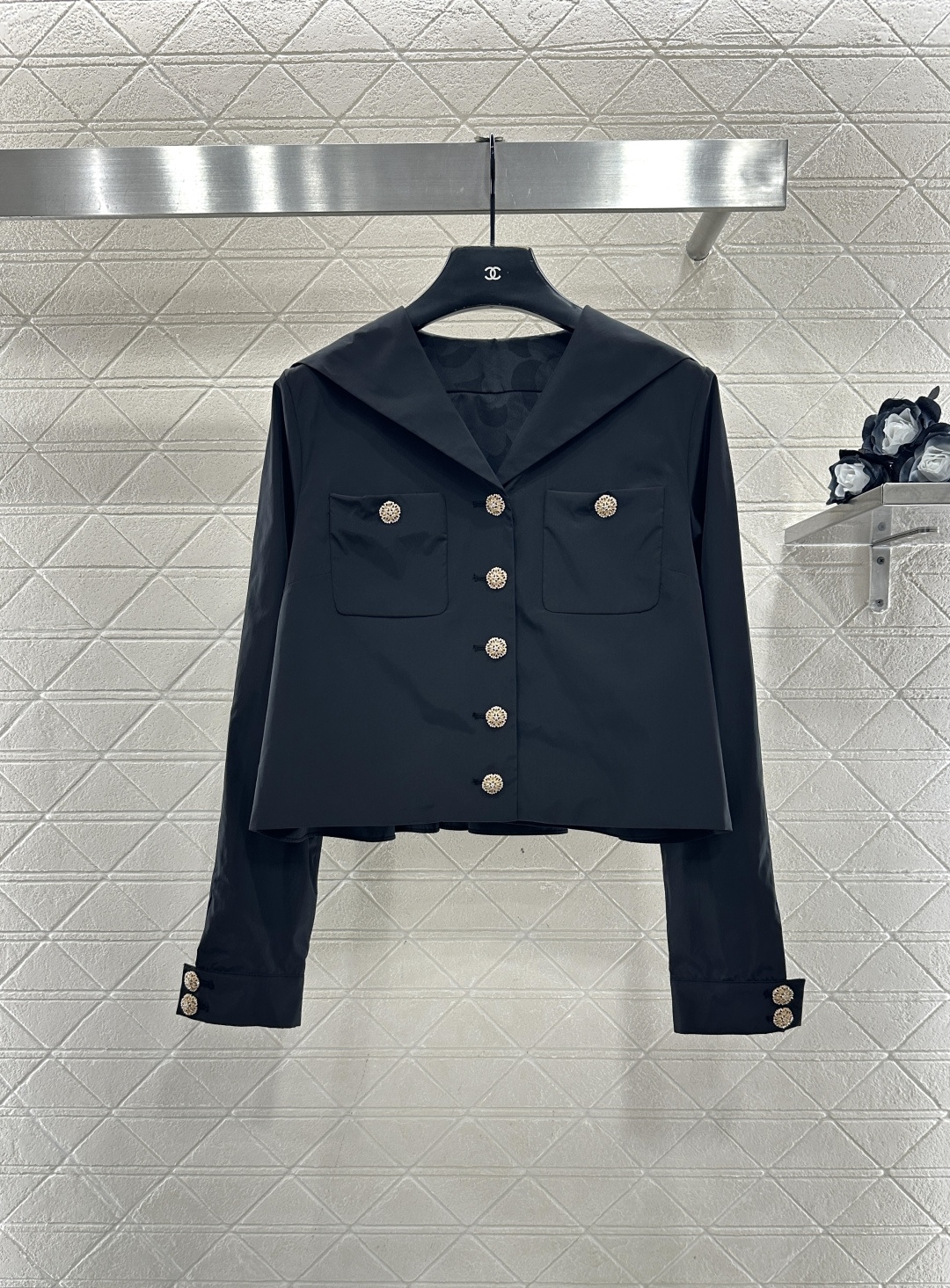 ♥Chane*♥2026新品上架 海军翻领上衣压褶半裙套装定制YB进口丝塔稠材质，质感光泽，穿搭轻盈舒适