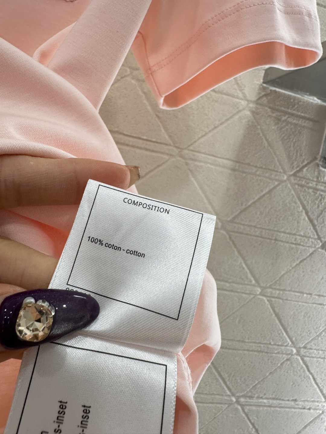 ♥Chane*♥2025新品上架 钉珠徽标圆领𝑇𝑒𝑒定制YB丝光全棉材质，质感光泽，丝滑舒适，常规短袖T