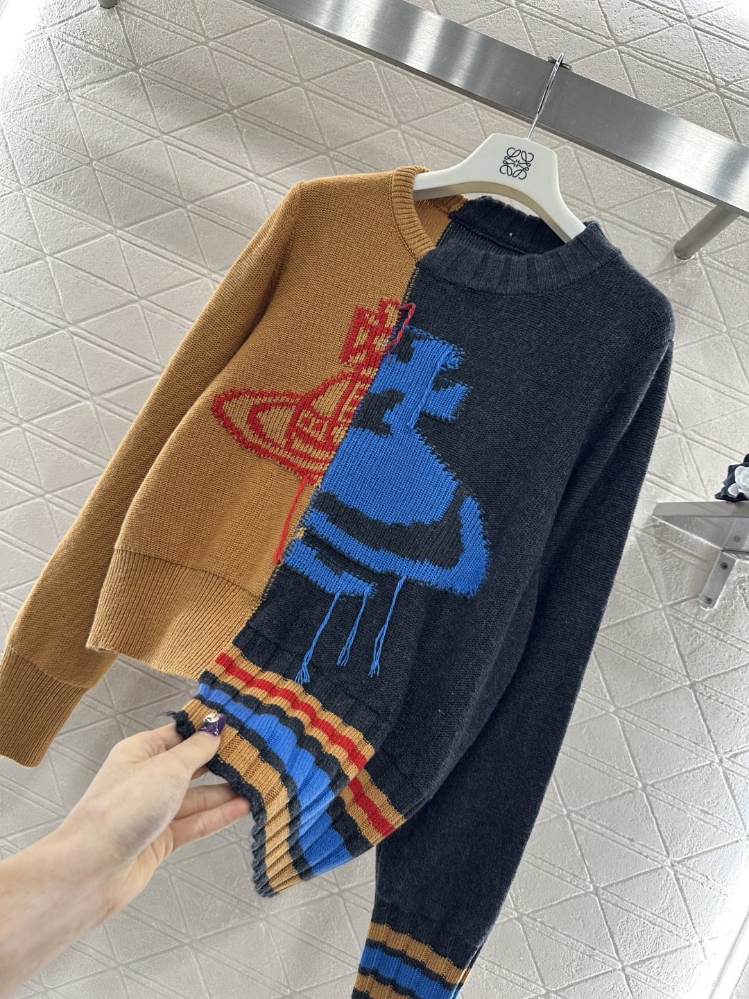 ♥West Vivienn*♥2025新品上架 拼接土星针织毛衣定制YB羊毛纱线织造，质感细腻，穿搭舒适