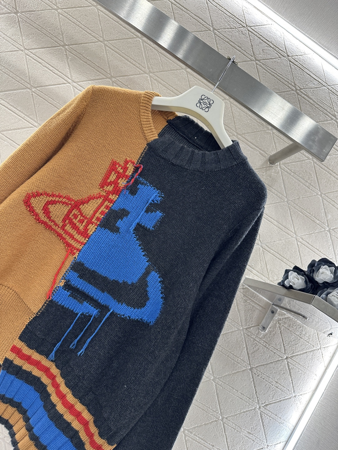 ♥West Vivienn*♥2025新品上架 拼接土星针织毛衣定制YB羊毛纱线织造，质感细腻，穿搭舒适