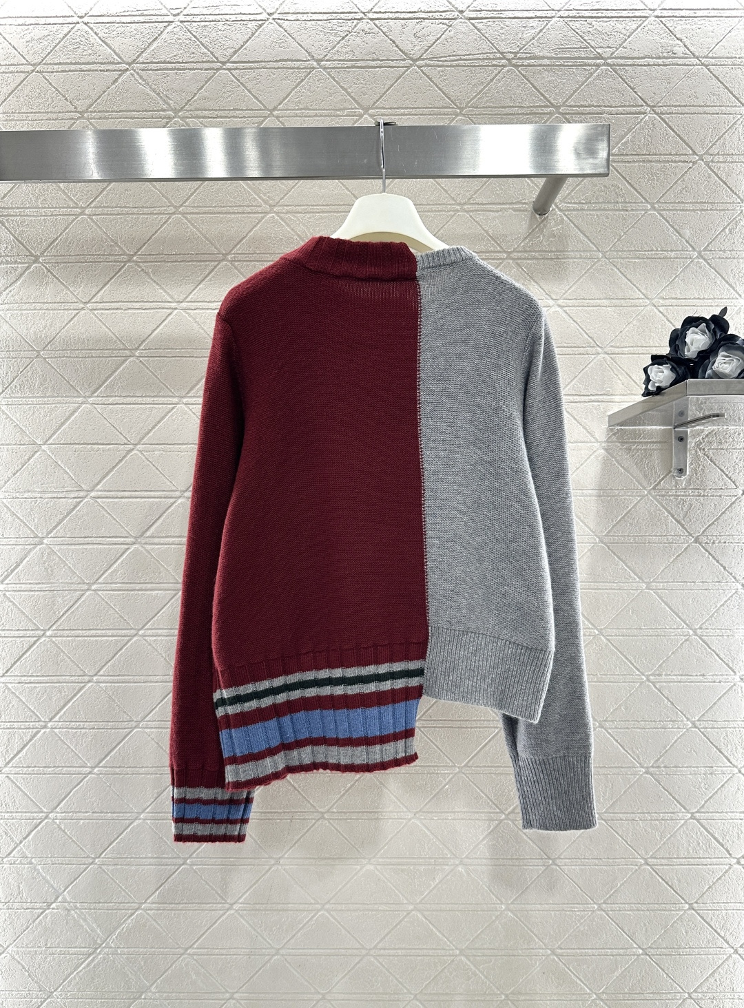 ♥West Vivienn*♥2025新品上架 拼接土星针织毛衣定制YB羊毛纱线织造，质感细腻，穿搭舒适