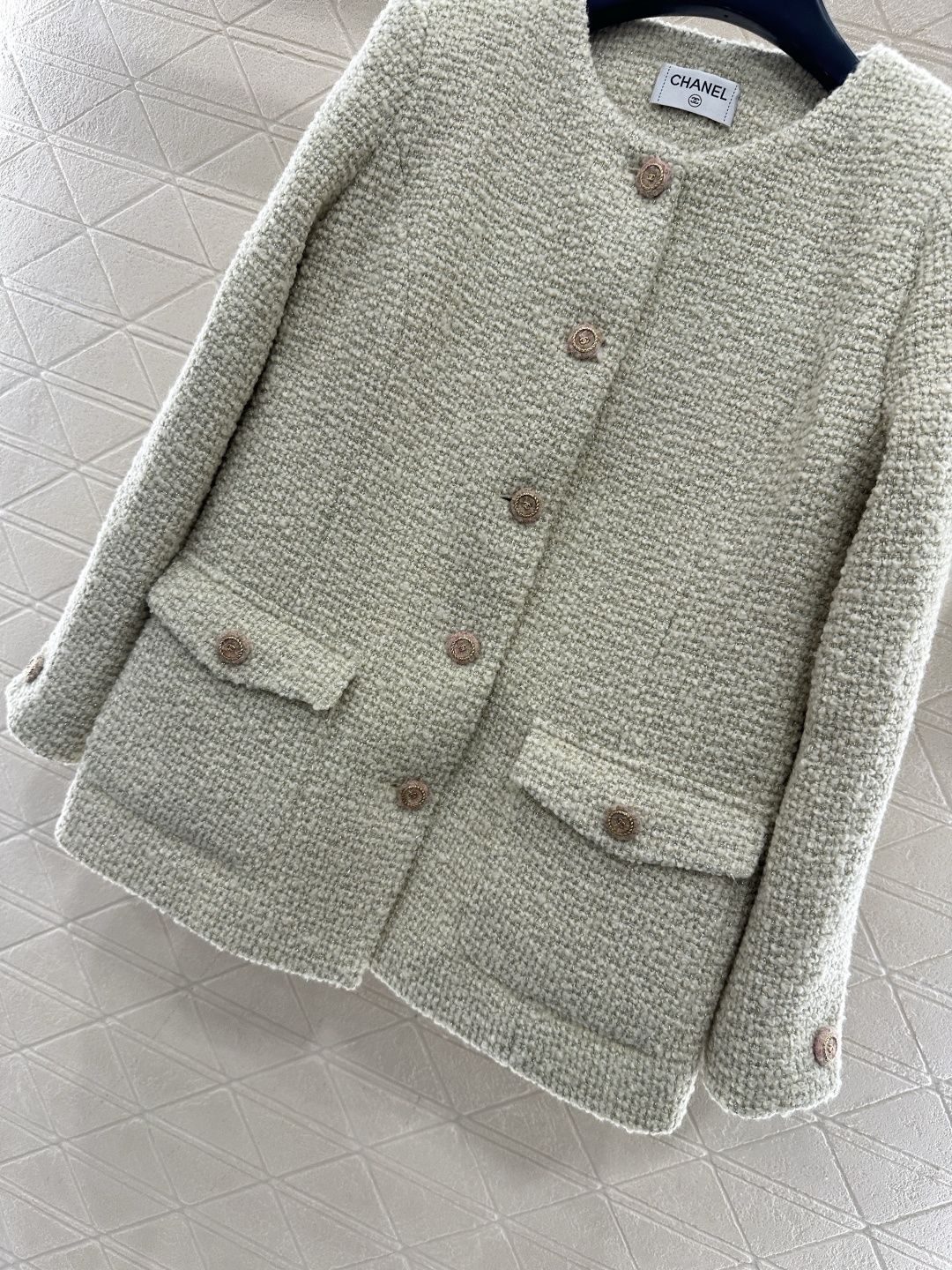 ♥Chane*♥2025新品上架 圆领洋装外套长裤套装定制YB进口粗纺羊毛呢材质，质感高级，品相十足，圆