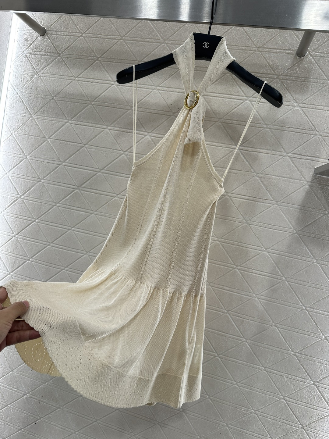 ♥Chane*♥2026新品上架 针织挂脖吊带背心定制YB丝毛纱线织造，舒适细腻，透气好穿，针织挂脖吊带