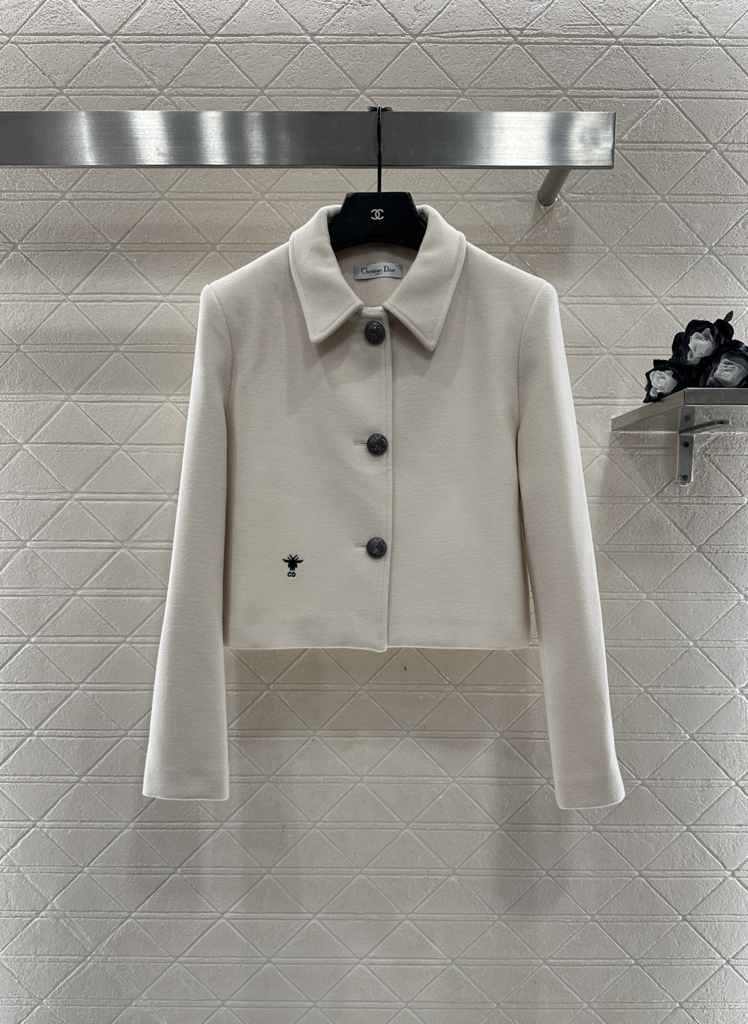 ♥Dio*♥2025新品上架 翻领短款外套半裙套装定制YB进口毛呢材质，肌理明显，舒适保暖，翻领短款外套