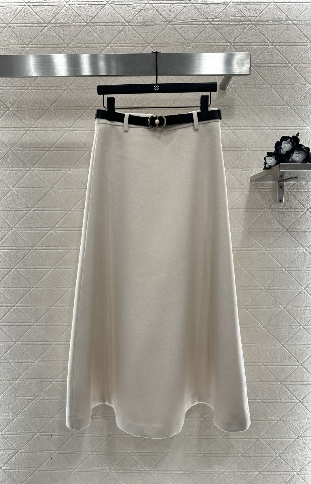 ♥Dio*♥2025新品上架 翻领短款外套半裙套装定制YB进口毛呢材质，肌理明显，舒适保暖，翻领短款外套