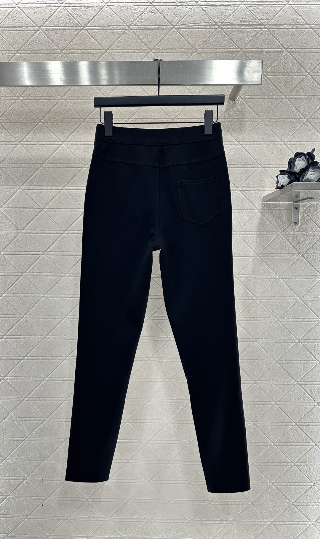 ♥Louis vuitto*♥2025新品上架 加绒字母徽标高弹打底裤定制YB进口加绒高弹力材质，弹力舒