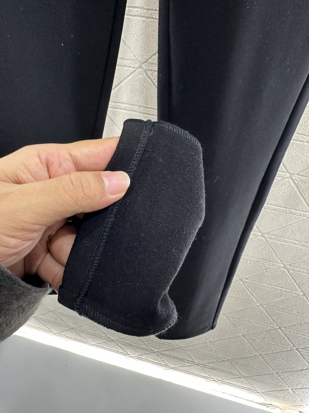 ♥Louis vuitto*♥2025新品上架 加绒字母徽标高弹打底裤定制YB进口加绒高弹力材质，弹力舒