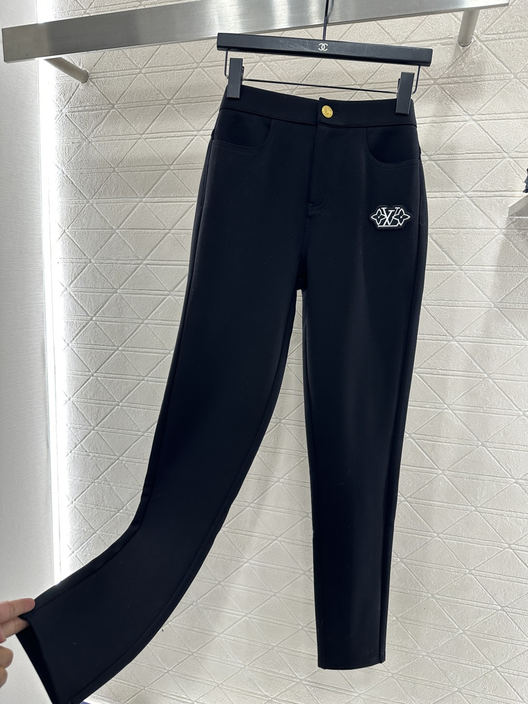 ♥Louis vuitto*♥2025新品上架 加绒字母徽标高弹打底裤定制YB进口加绒高弹力材质，弹力舒