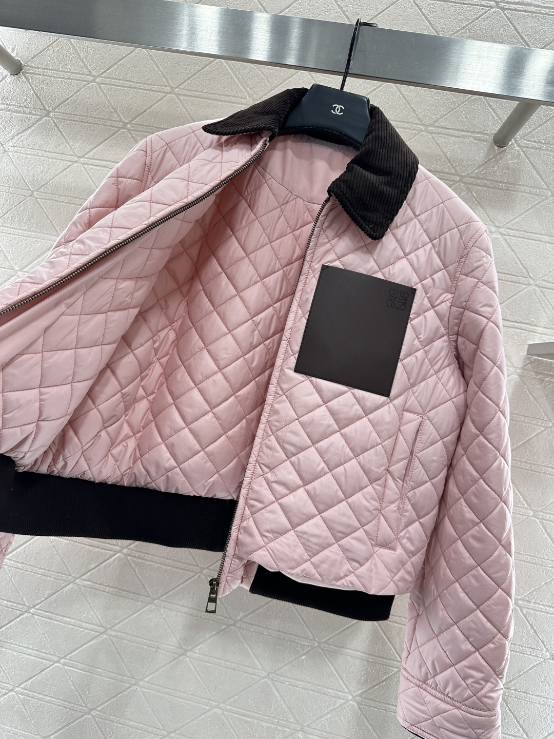 ♥Loew*♥2025新品上架 灯芯绒领菱格棉服外套定制YB防风防水尼龙材质，羽绒棉填充内里，整件轻盈保