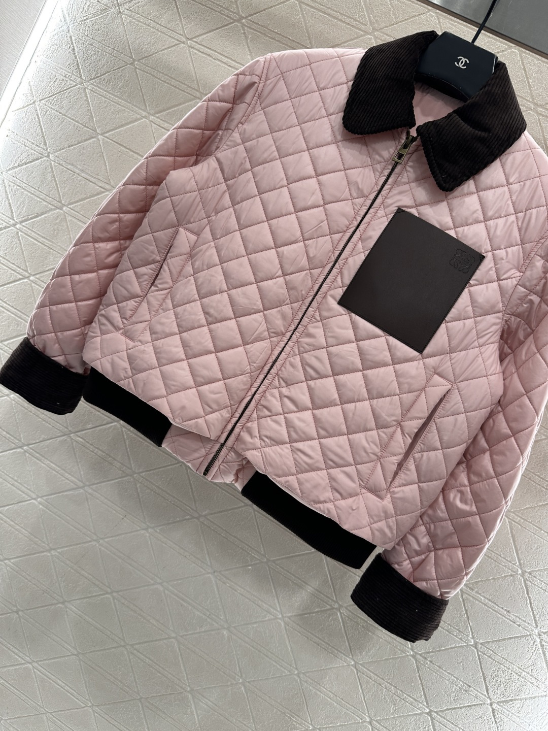 ♥Loew*♥2025新品上架 灯芯绒领菱格棉服外套定制YB防风防水尼龙材质，羽绒棉填充内里，整件轻盈保