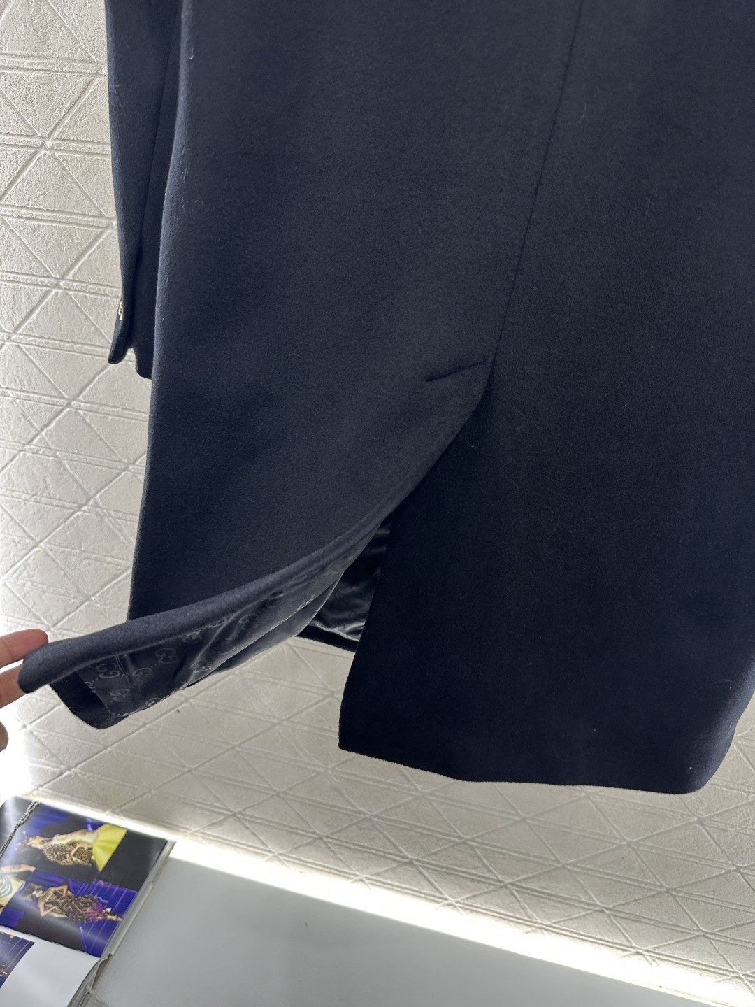 ♥Gucc*♥2025新品上架 正肩翻领长款大衣定制YB进口精仿羊毛材质，质感品相绝佳，长款翻领毛呢大衣