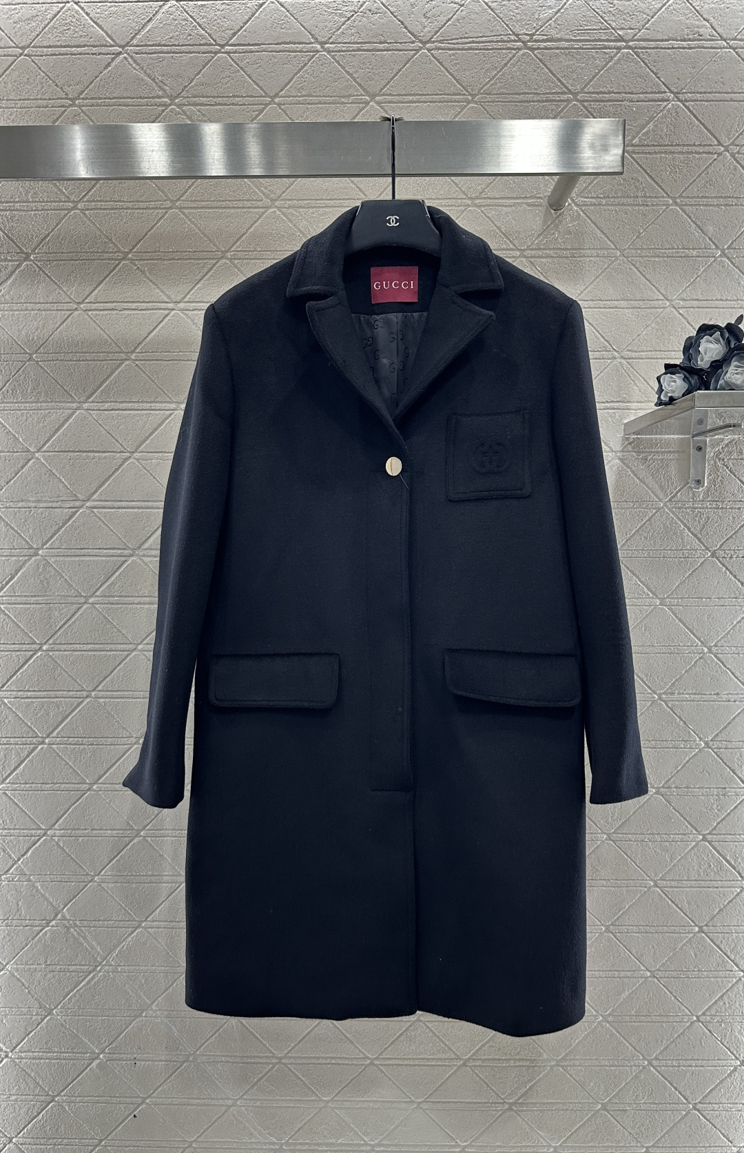 ♥Gucc*♥2025新品上架 正肩翻领长款大衣定制YB进口精仿羊毛材质，质感品相绝佳，长款翻领毛呢大衣