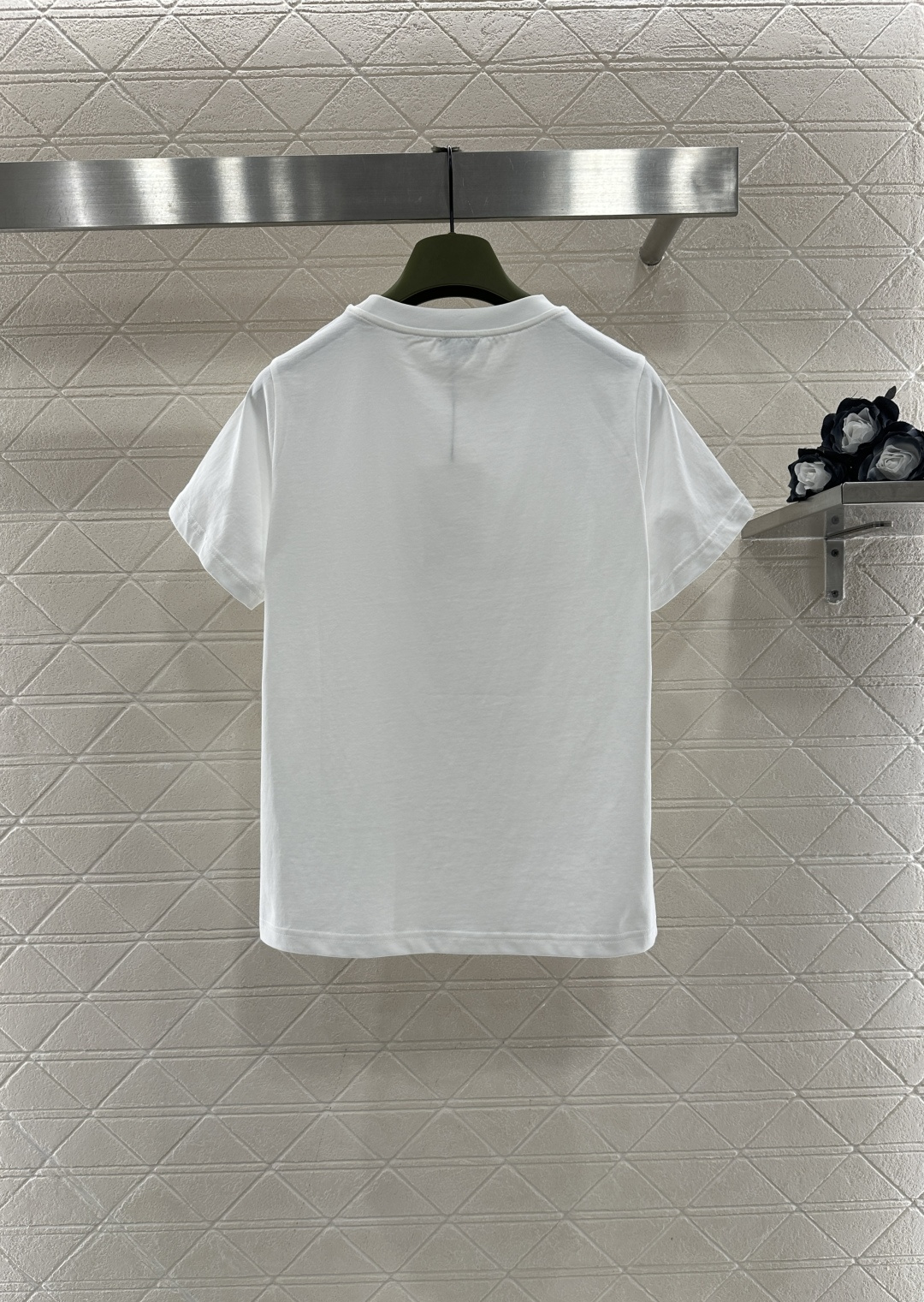 ♥Celin*♥2026新品上架 立体钉珠徽标𝑇𝑒𝑒定制YB丝光全棉材质，透气舒适，质感十足，修身短袖T