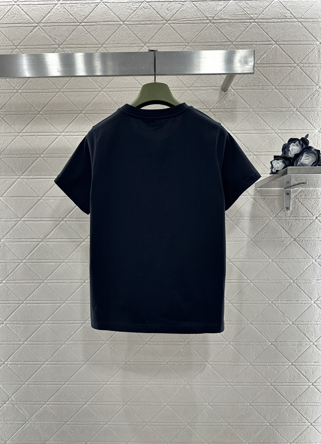 ♥Celin*♥2026新品上架 立体钉珠徽标𝑇𝑒𝑒定制YB丝光全棉材质，透气舒适，质感十足，修身短袖T