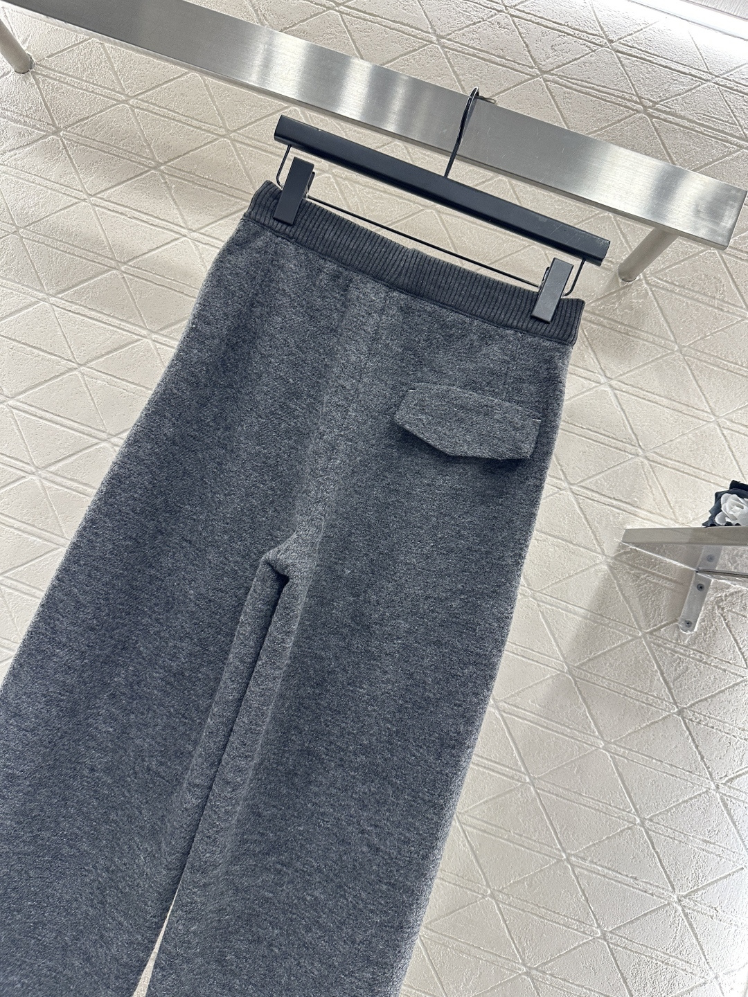 ♥Miumi♥2025新品上架 抽绳阔腿长裤定制YB进口羊毛混纺材质，质感高级，穿搭舒适，内里加绒，秋冬