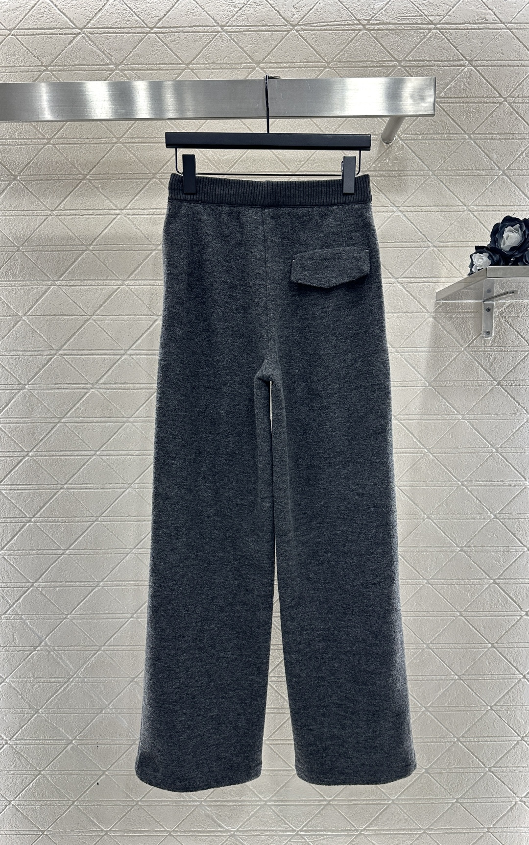 ♥Miumi♥2025新品上架 抽绳阔腿长裤定制YB进口羊毛混纺材质，质感高级，穿搭舒适，内里加绒，秋冬