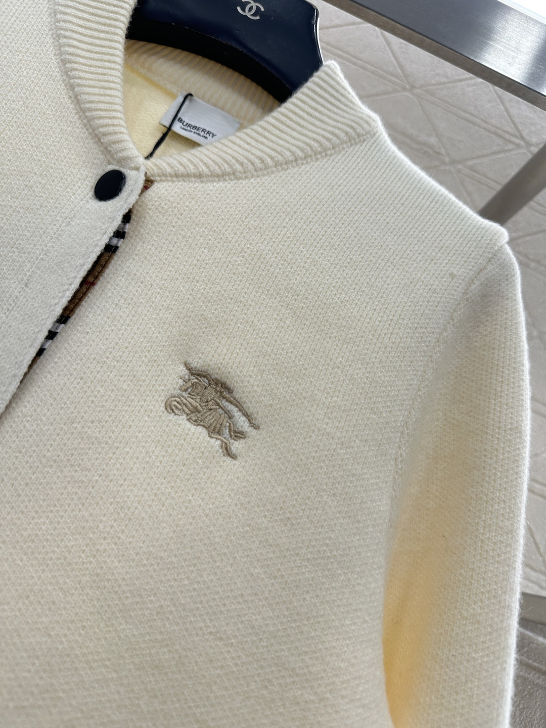 ♥BBR*♥2025新品上架 针织立领外套定制YB羊毛纱线织造，质感柔软，保暖亲肤，立领棒球外套版型，通