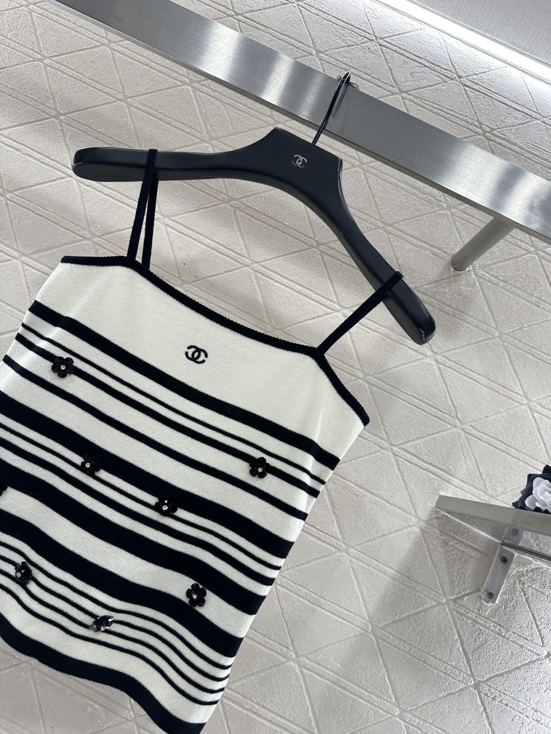 ♥Chane*♥2026新品上架 条纹吊带针织背心定制YB羊毛纱线织造，质感舒适，柔软弹力，平口领细肩吊