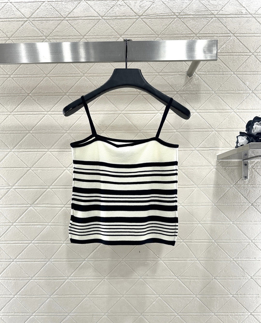 ♥Chane*♥2026新品上架 条纹吊带针织背心定制YB羊毛纱线织造，质感舒适，柔软弹力，平口领细肩吊