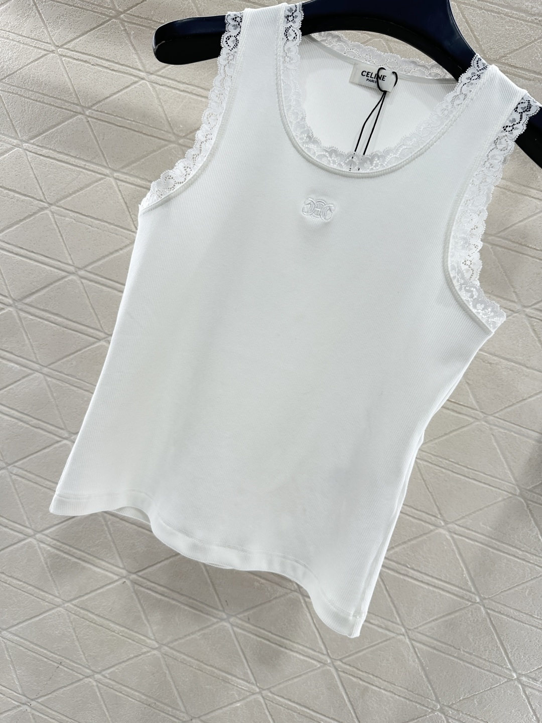 ♥Celin*♥2026新品上架 圆领蕾丝花边背心定制YB弹力全棉材质，柔软舒适，弹力十足，圆领U领背心