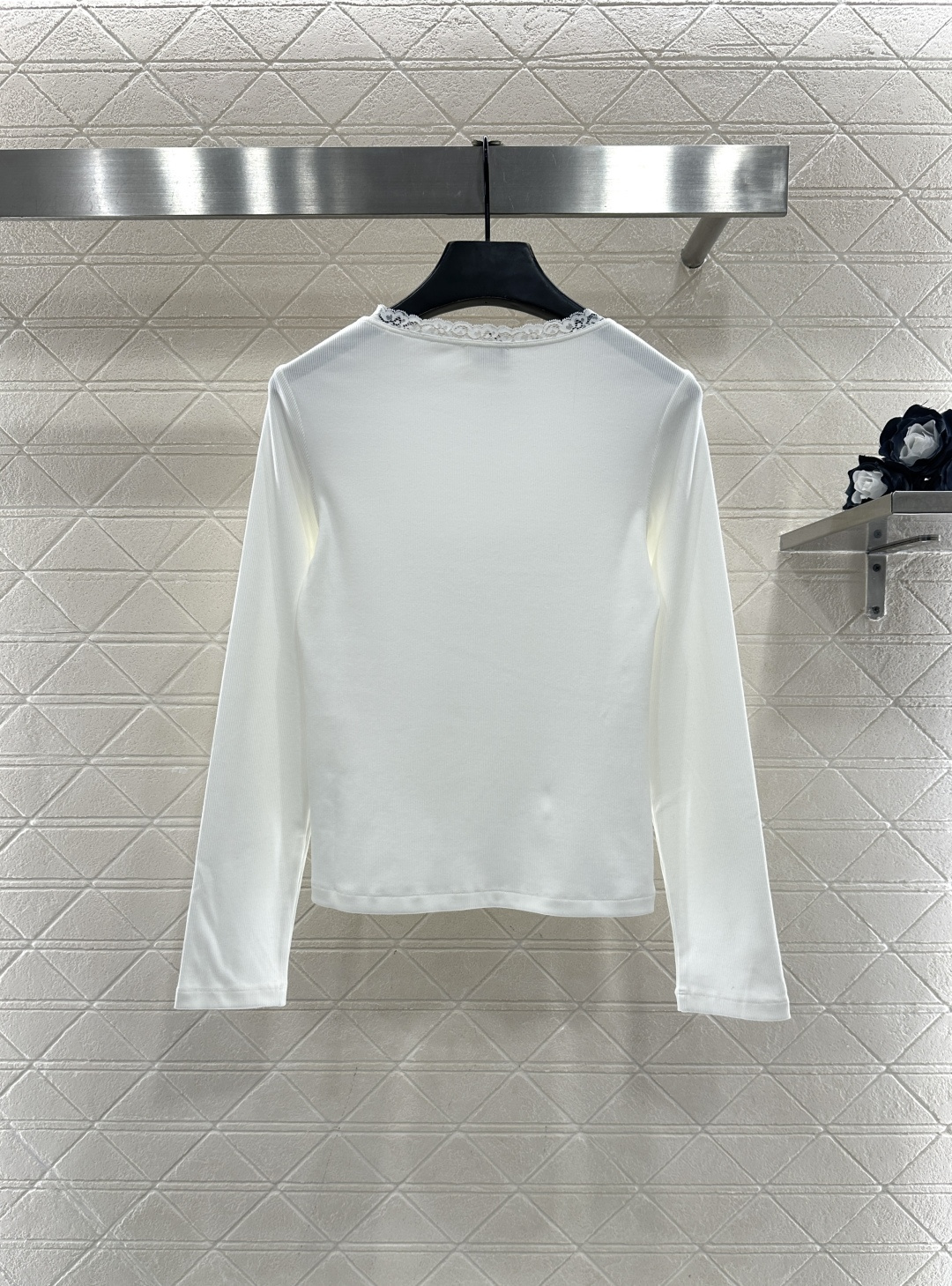 ♥Celin*♥2026新品上架 圆领蕾丝花边上衣定制YB弹力全棉材质，柔软舒适，弹力十足，圆领长袖上衣