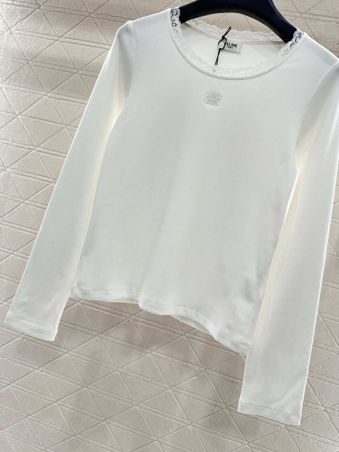 ♥Celin*♥2026新品上架 圆领蕾丝花边上衣定制YB弹力全棉材质，柔软舒适，弹力十足，圆领长袖上衣