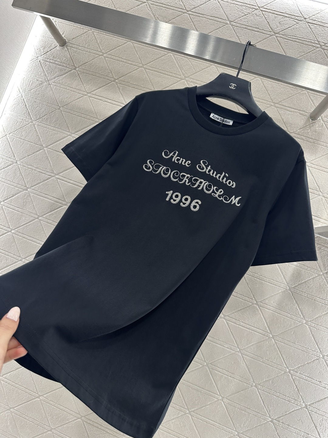 ♥Acne studio*♥2026新品上架 订珠花体徽标𝑇𝑒𝑒定制YB丝光全棉材质，质感细腻，舒适透气