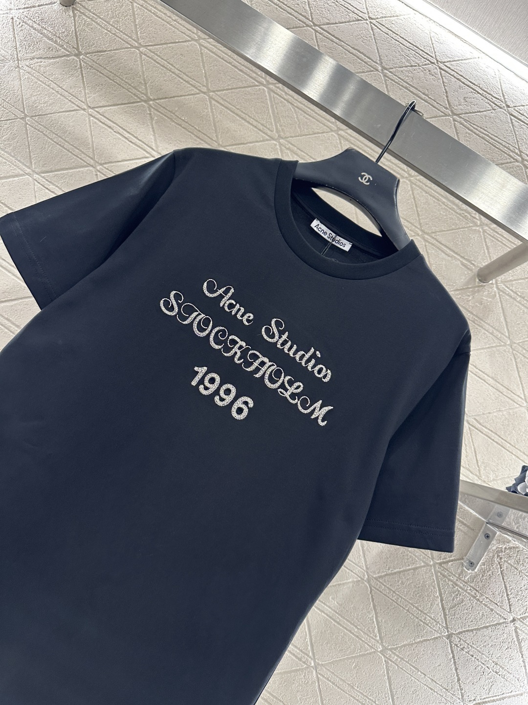 ♥Acne studio*♥2026新品上架 订珠花体徽标𝑇𝑒𝑒定制YB丝光全棉材质，质感细腻，舒适透气
