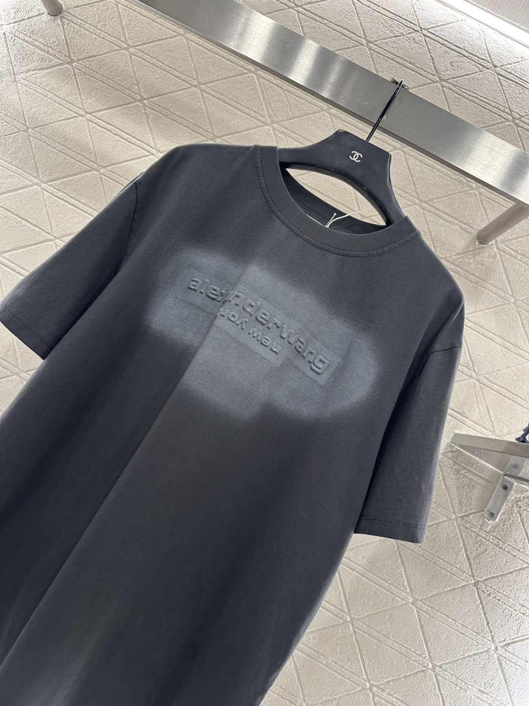 ♥Alexander wan*♥2026新品上架 扎染徽标𝑇𝑒𝑒定制YB原生全棉材质，质感细腻，舒适透气