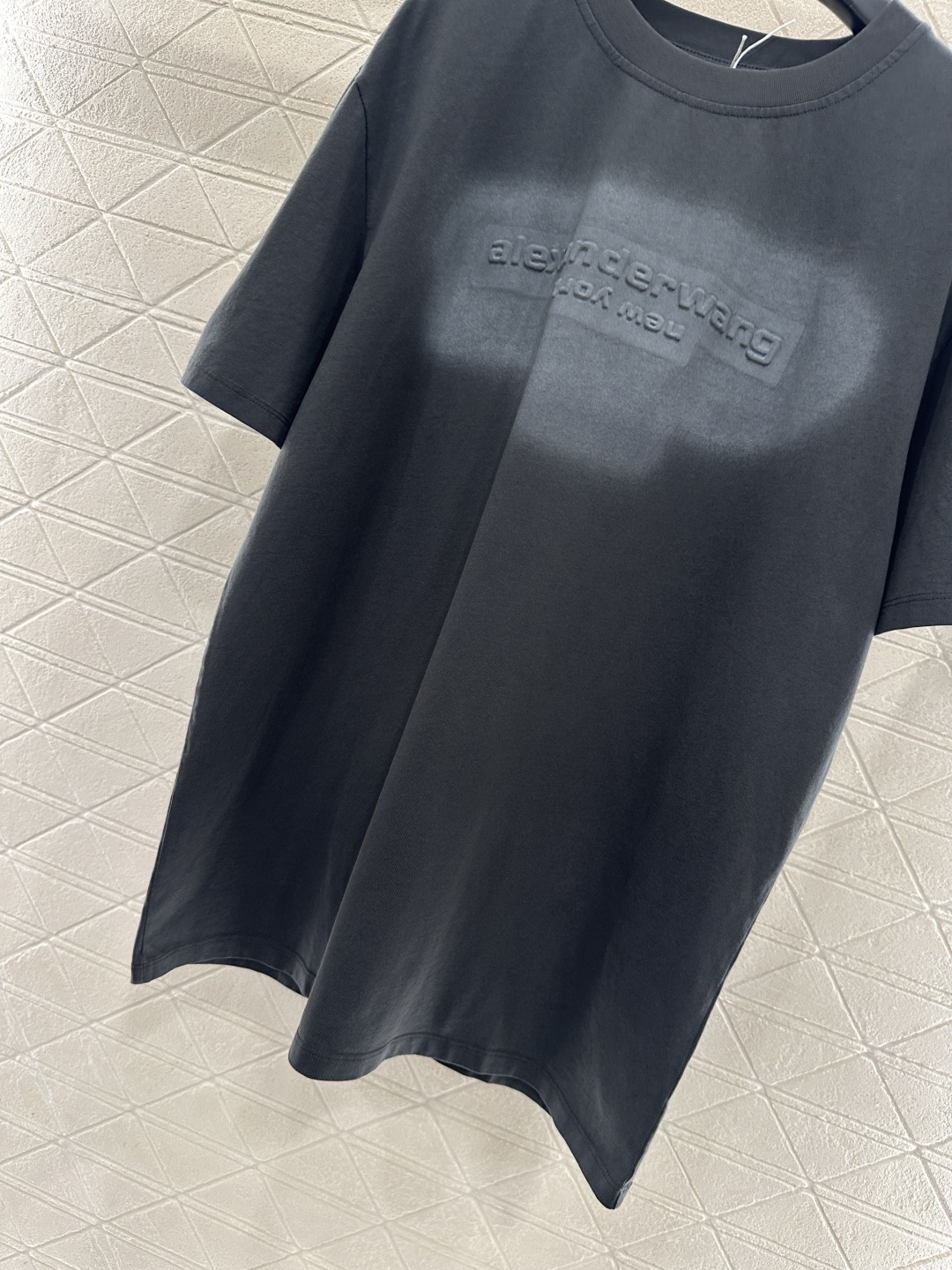 ♥Alexander wan*♥2026新品上架 扎染徽标𝑇𝑒𝑒定制YB原生全棉材质，质感细腻，舒适透气