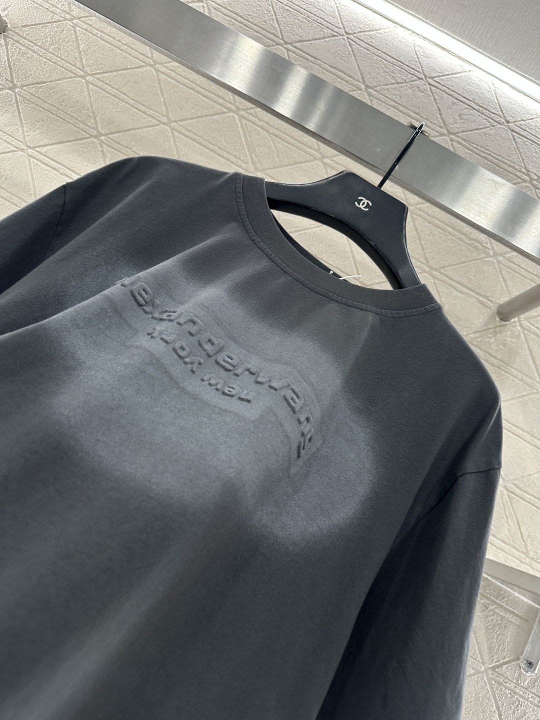 ♥Alexander wan*♥2026新品上架 扎染徽标𝑇𝑒𝑒定制YB原生全棉材质，质感细腻，舒适透气