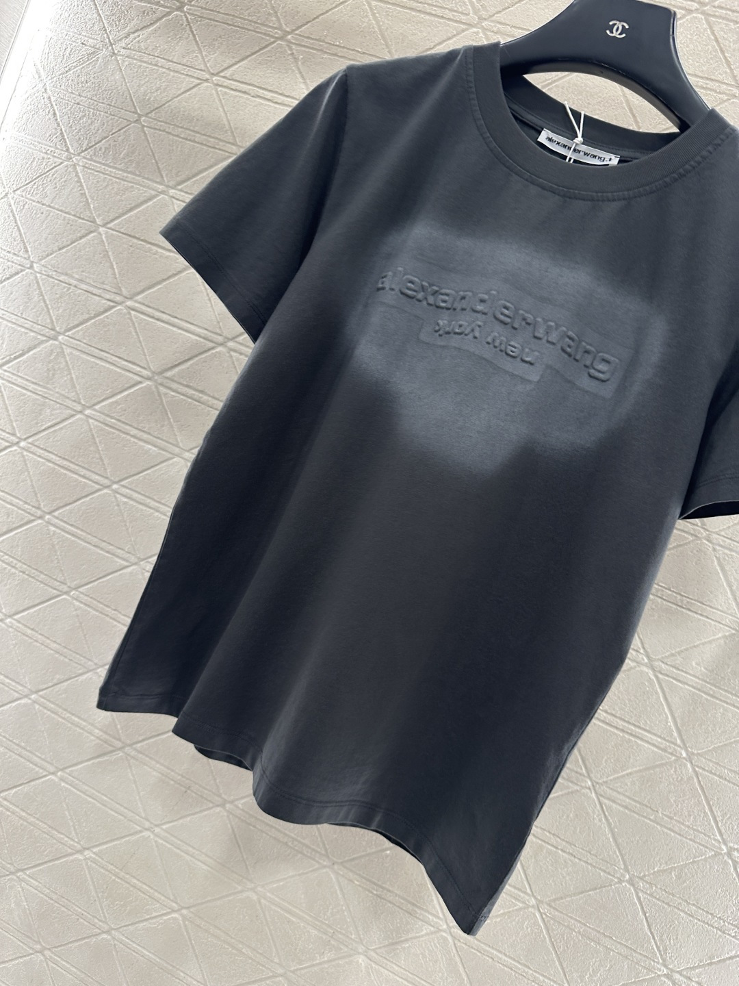 ♥Alexander wan*♥2026新品上架 扎染徽标𝑇𝑒𝑒定制YB原生全棉材质，质感细腻，舒适透气