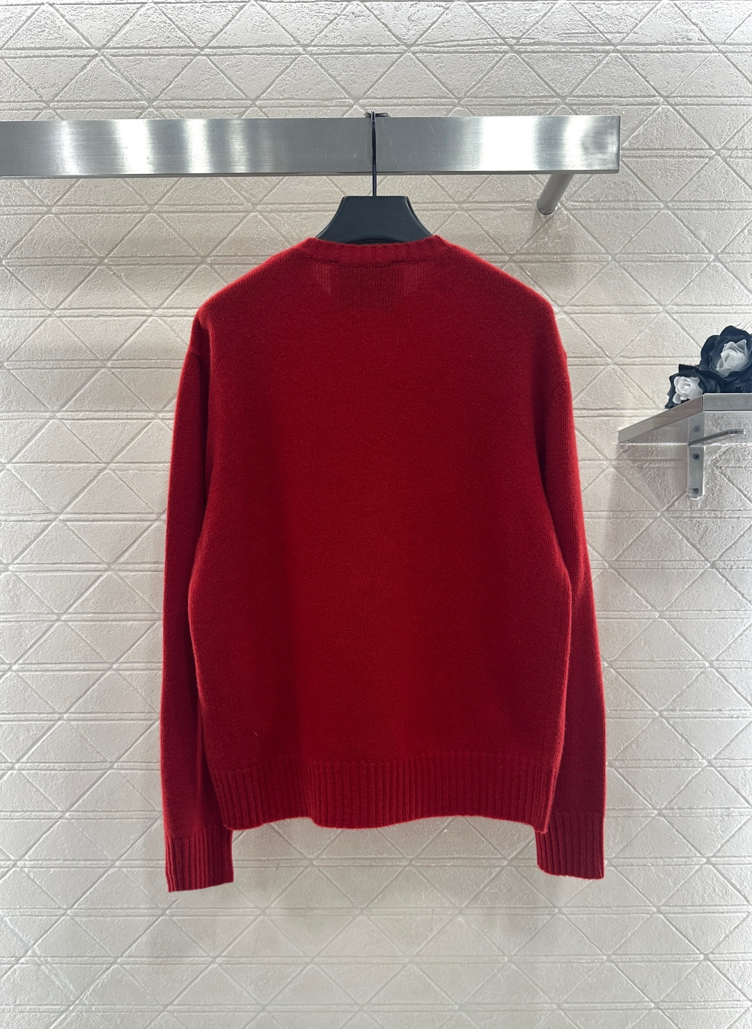 ♥Valentun*♥2026新品上架 贺岁撞色徽标钩花针织毛衣新年贺岁限定系列#定制YB羊毛纱线织造，