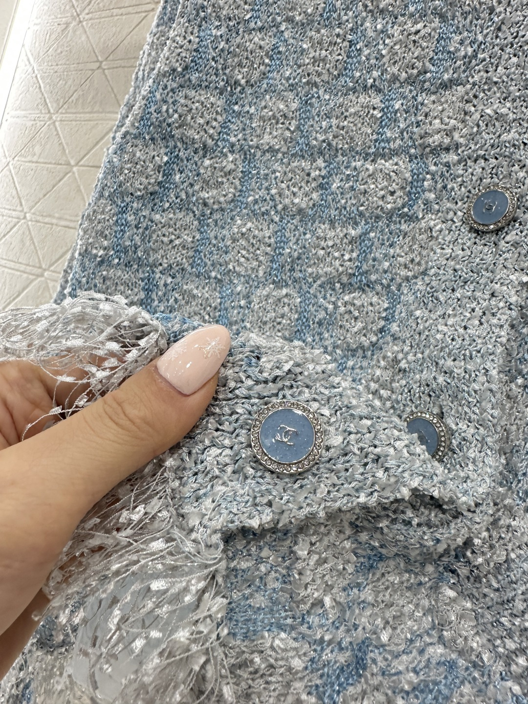 ♥Chane*♥2026新品上架 流苏针织开衫定制YB棉毛纱线织造，质感细腻，舒适好穿，圆领针织开衫剪裁