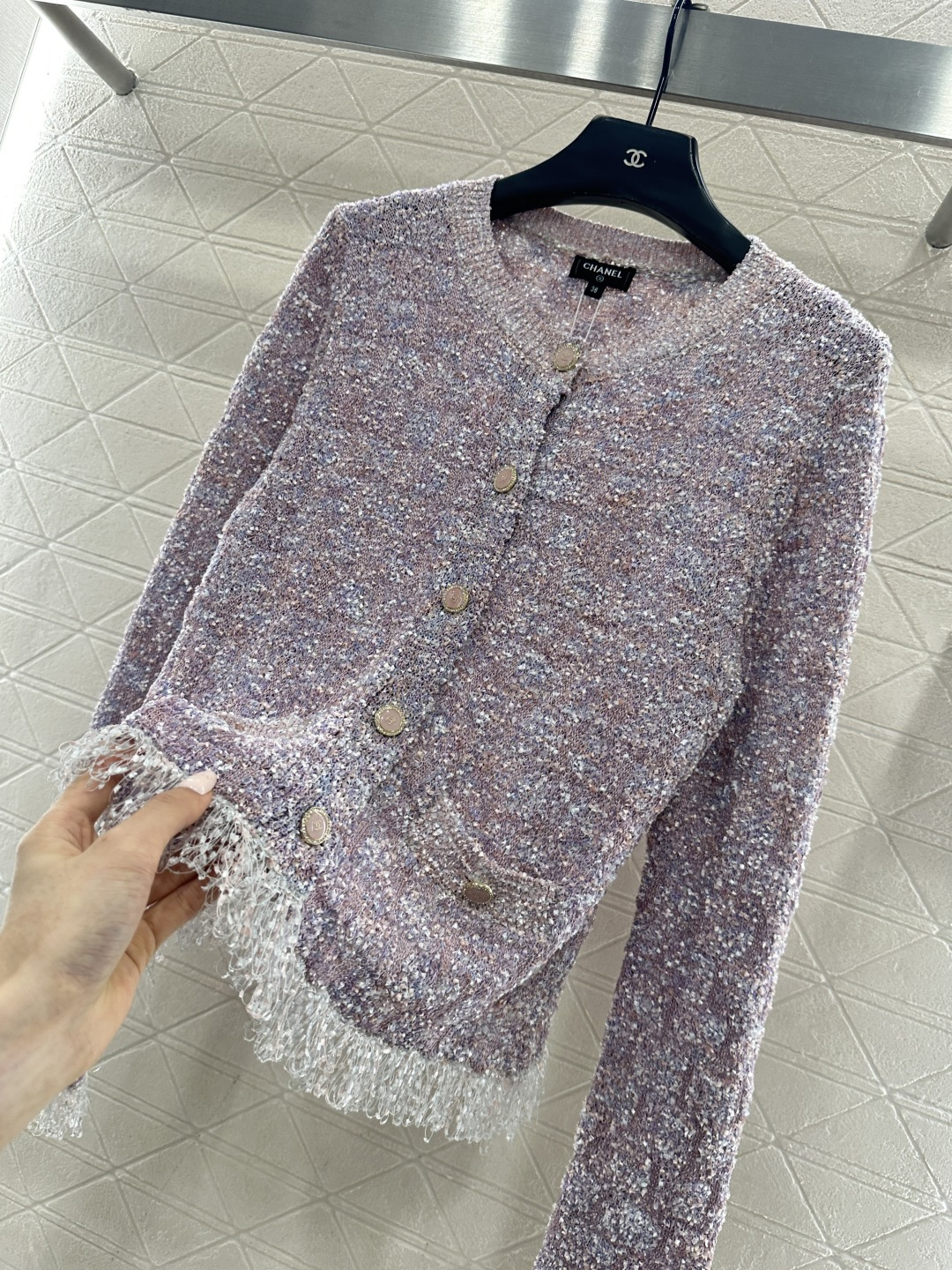 ♥Chane*♥2026新品上架 流苏针织开衫定制YB棉毛纱线织造，质感细腻，舒适好穿，圆领针织开衫剪裁