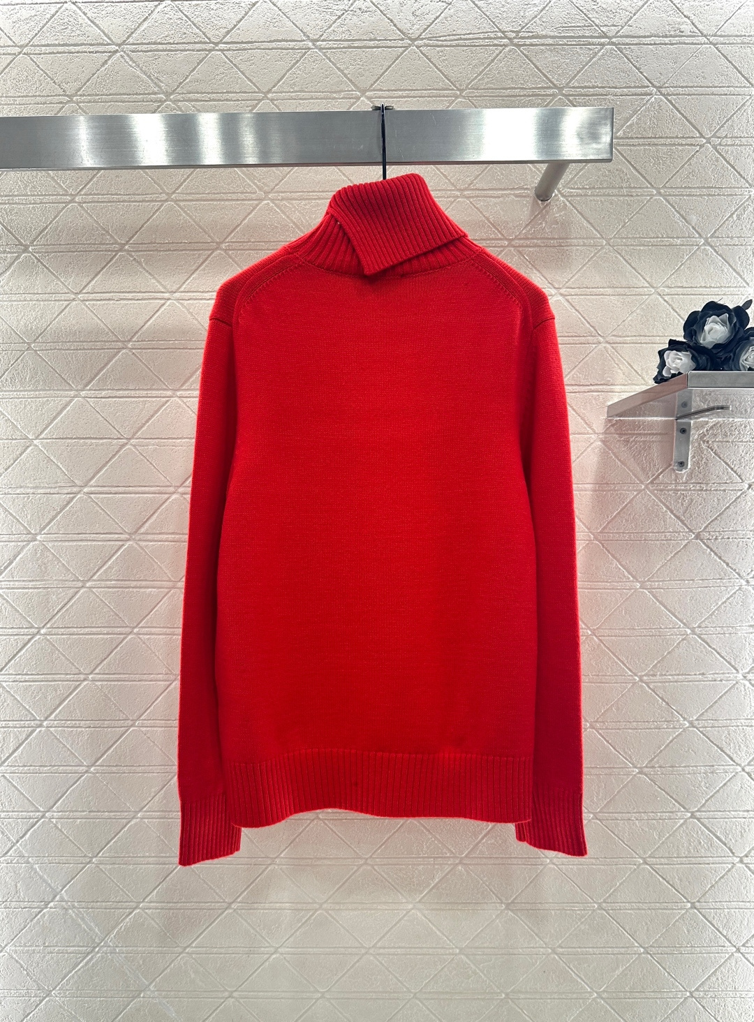 ♥Givench*♥2025新品上架 高领字母套头毛衣定制YB羊绒羊毛纱线织造，质感细腻，舒适保暖，高领