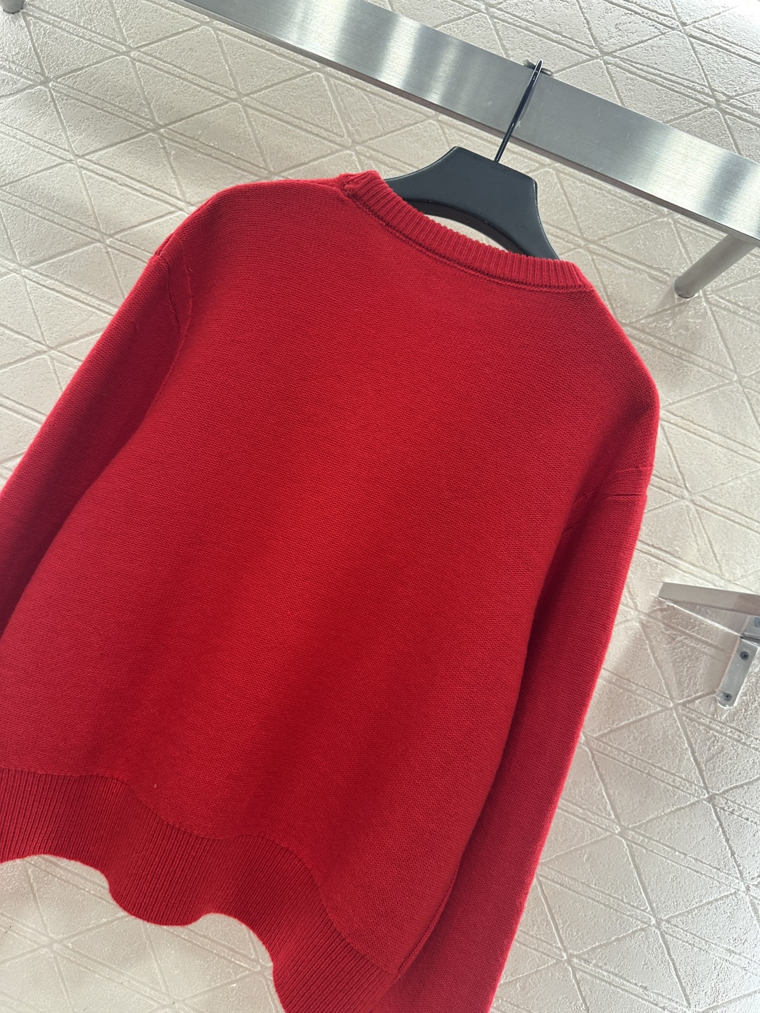 ♥Gucc*♥2026新品上架 贺岁徽标钩花针织毛衣新年贺岁限定系列#定制YB羊绒羊毛纱线织造，穿搭舒适