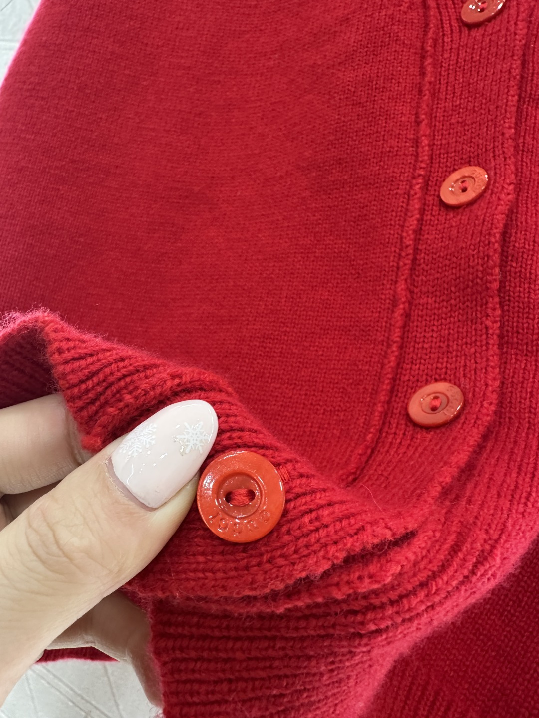 ♥Gucc*♥2026新品上架 贺岁徽标马蹄扣针织开衫新年贺岁限定系列#定制YB羊绒羊毛针织材质，密度细