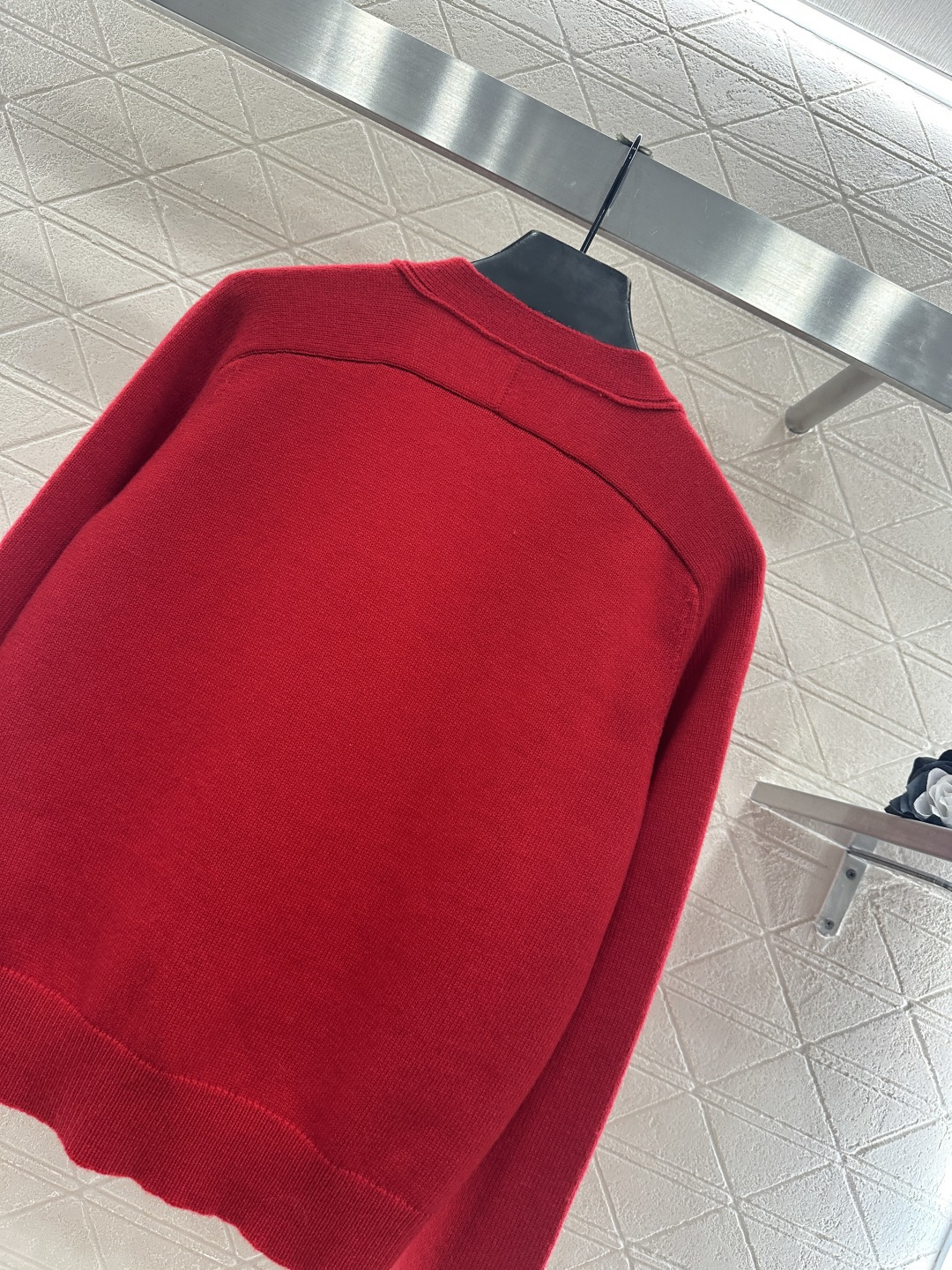 ♥Gucc*♥2026新品上架 贺岁徽标马蹄扣针织开衫新年贺岁限定系列#定制YB羊绒羊毛针织材质，密度细